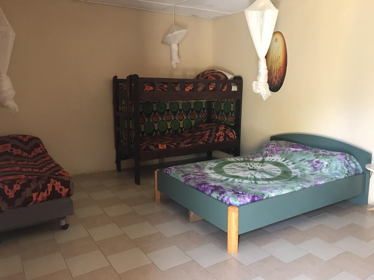 The Gunjur Project Lodge Екстериор снимка